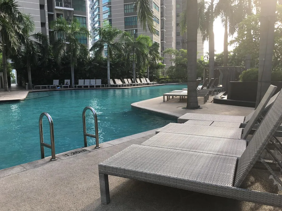 #332 Big Balcony With Stunning Twin Tower View ! Hotel Kuala Lumpur 0*,  Malasia